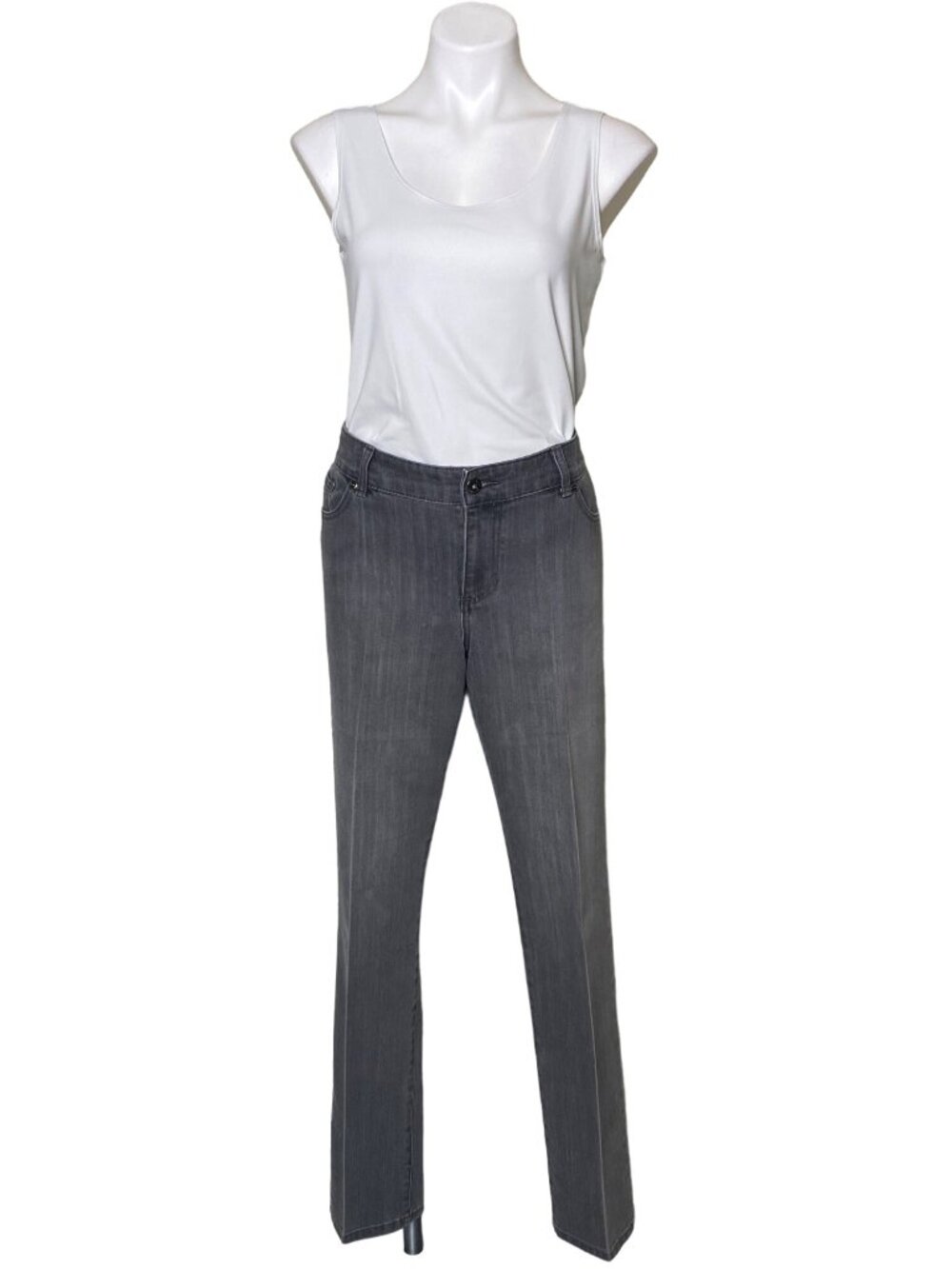 Chico’s Platinum Gray Ultimate Fit Slim Leg Jeans, Women's Size 2R (L)
